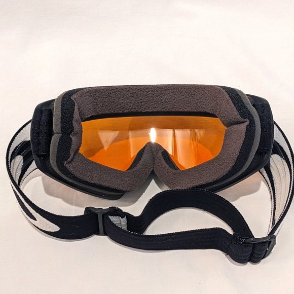 Oakley Ski Goggles for Kids - Picture 3 of 4